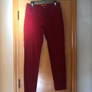 Red jeggins